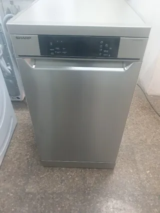 Lavavajillas Marca  Sharp inoxidable 
