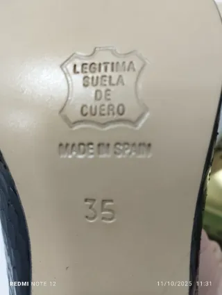 Zapatos de tacón negros para mujer