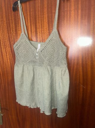 Blusa tirantes Stradivarius
