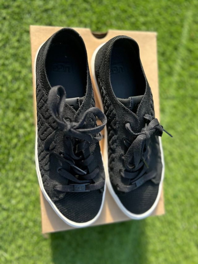 Bambas UGG W Dinamle Graphic Knit Negras