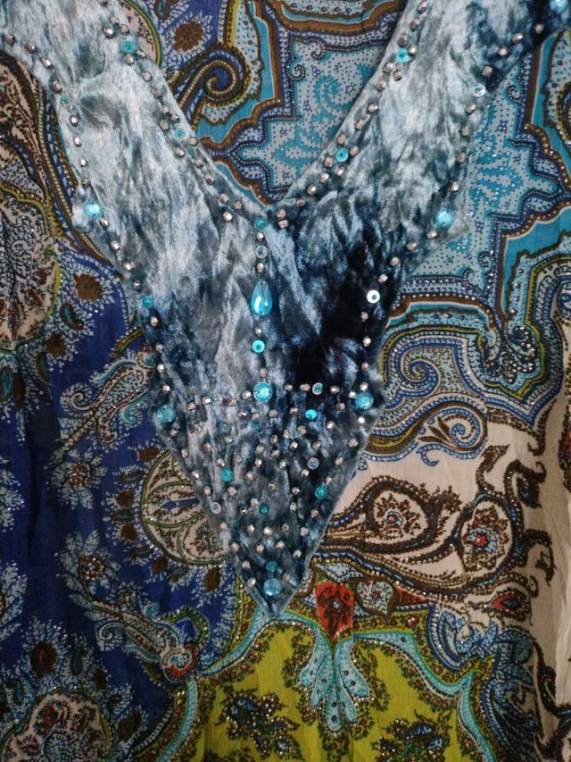 Camicetta etnica fantasia blu e verde