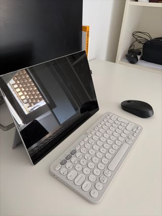 Microsoft Surface Pro 7 + Teclado + Ratón 