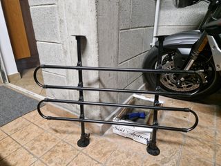 Griglia divisoria per cani