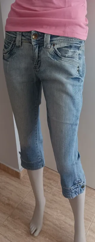 Pantalones vaqueros capri azules