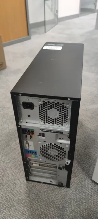 Ordenador HP Z240 Negro
