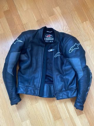 Chaqueta de cuero Alpinestars para moto talla 50