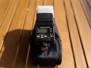 Cámara Nikon + 2 objetivos + Flash Nikon