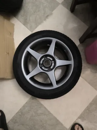 Llantas de aleación 5 radios