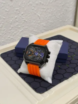 Reloj Hombre Negro y Naranja