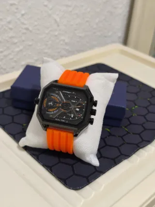 Reloj Hombre Negro y Naranja