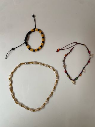 Lote de 5 Collares y Pulsera