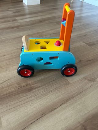Correpasillos de madera