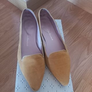 Bailarinas ante mostaza