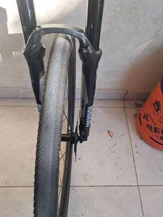 Rock Shox SID 27.5 Horquilla + Adaptadores