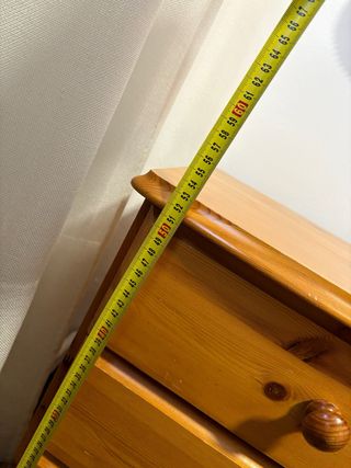 Mesita de noche madera de pino 3 cajones