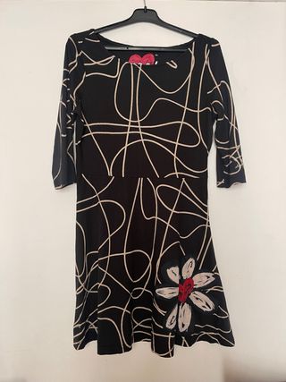 Vestido Desigual XL Negro con Estampado Floral