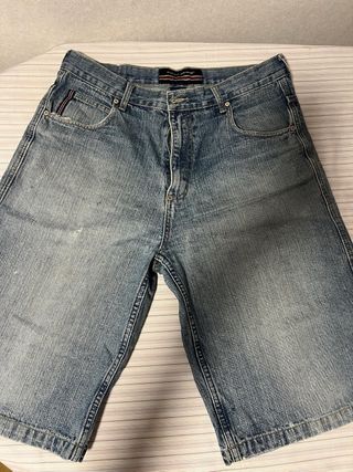 Pantalón ancho hip hop