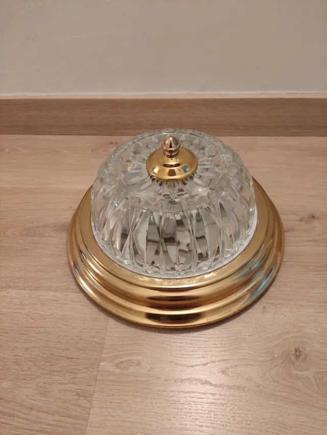 Plafón de cristal y metal dorado