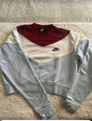 lote dos sudaderas Nike y hollister talla S
