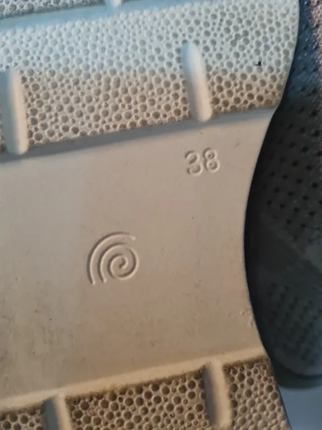 Zapatillas Cetti Beige/Gris Mujer