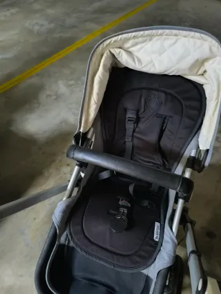 Bugaboo Chameleon 3 gris con capazo y fundas