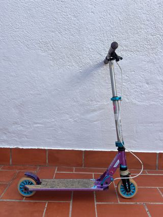 Patinete Oxelo morado niña