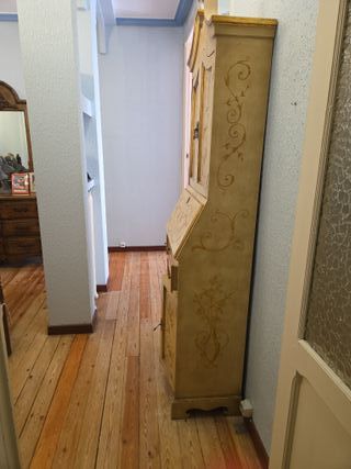 Precioso Buro Antiguo Decorado