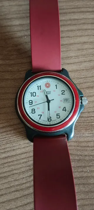Reloj Swiss Army Blanco y Rojo