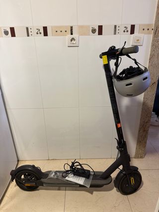 Patinete Eléctrico Xiaomi + Casco