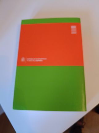 ECONOMÍA, TRABAJO Y SOCIEDAD. ESPAÑA 2022. MEMO...