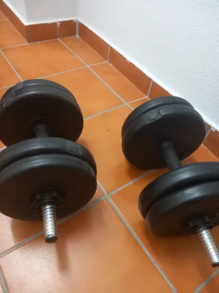 Objetos varios para gimnasio casero