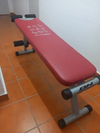 Objetos varios para gimnasio casero
