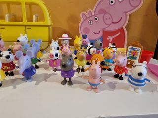 Lote Figuras y Accesorios Peppa Pig