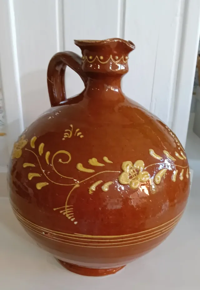 Vaso in ceramica smaltata