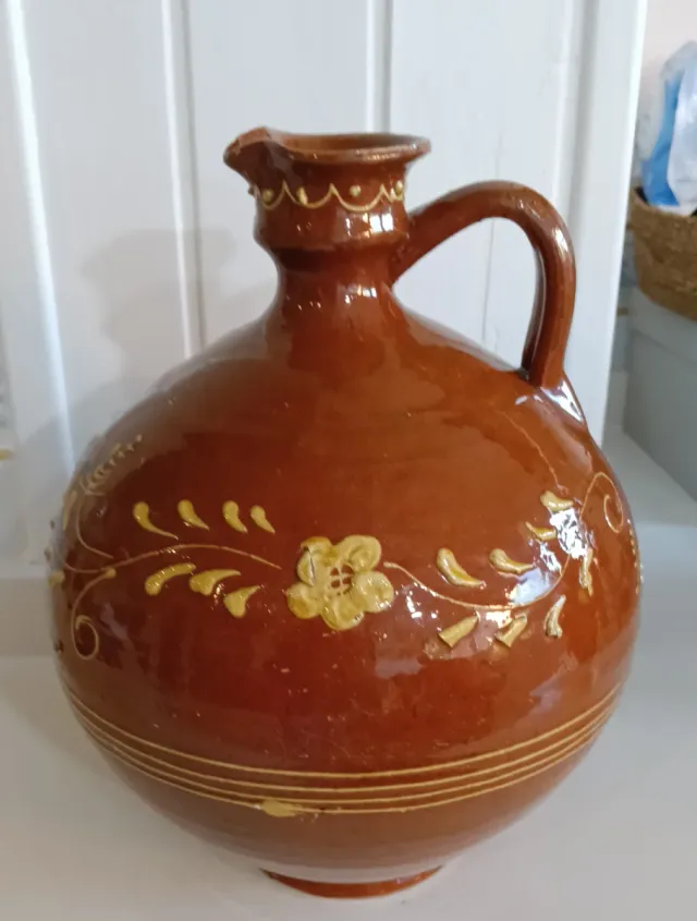 Vaso in ceramica smaltata