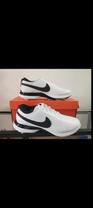 Zapatillas GOLF NIKE Víctory Tour 2 Talla 41 nueva