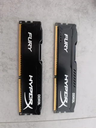 2x 4GB DDR3 RAM Kingston HyperX (8GB Total)