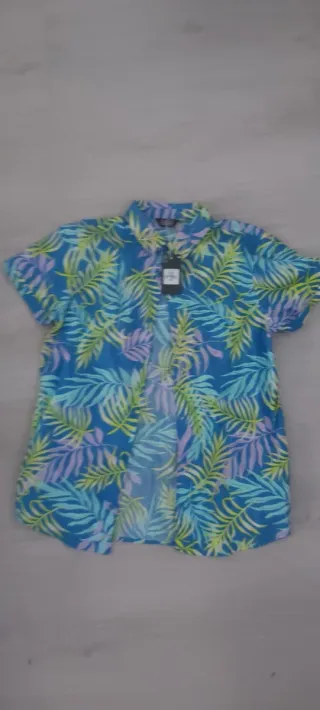 Camisa niño estampada con etiquetas talla 12-13