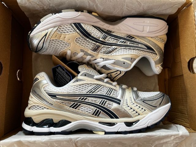 Asics Gel-Kayano 14 Beige/Plata