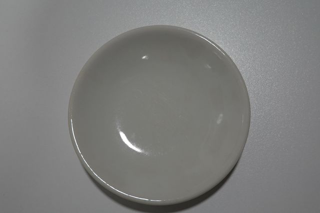 Taza y plato de porcelana vintage