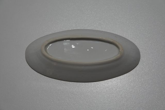 Taza y plato de porcelana vintage