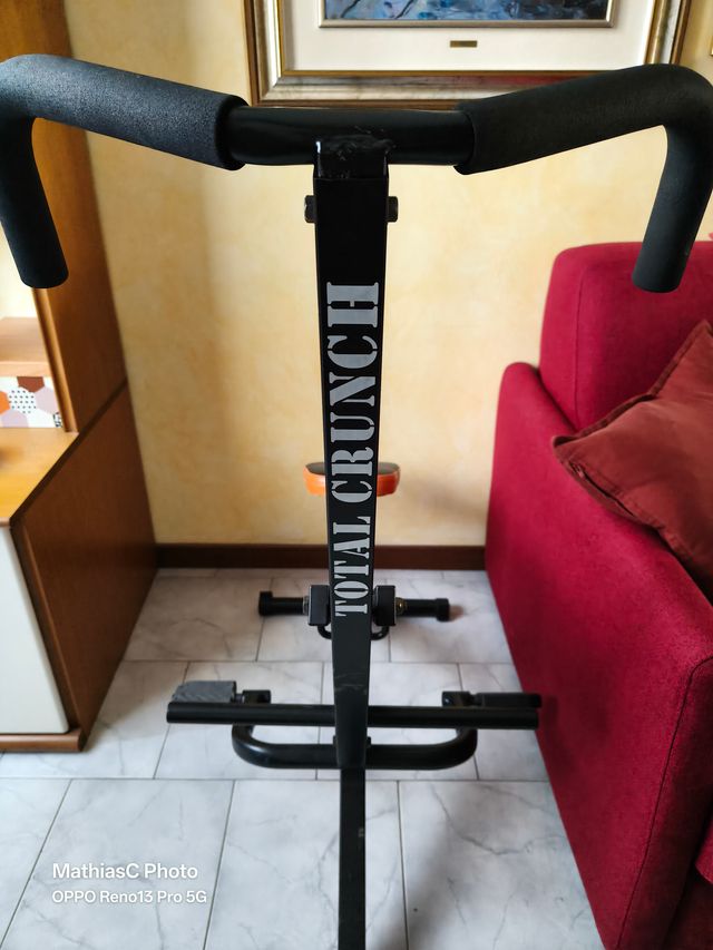 Total Crunch Attrezzo Multifunzione Casa
