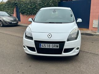 -RENAULT Scénic Dynamique 1.5dCi 105cv eco2-