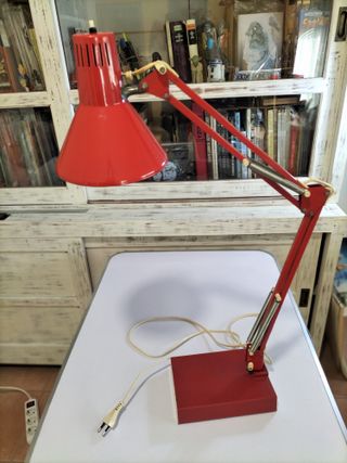 Lámpara Escritorio Targhetti Twist Roja