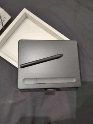 Tableta Gráfica Wacom Intuos Negra
