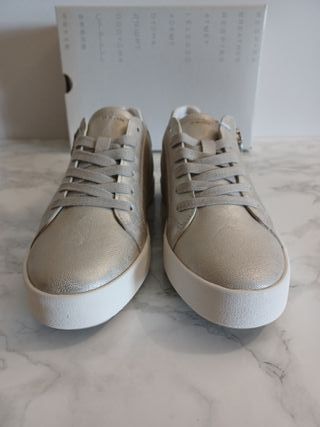 Geox Blomiee A, talla 37(37.5EU) plantilla 24cm