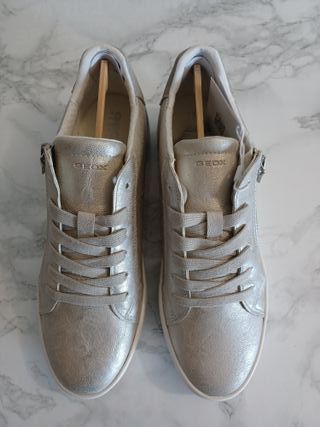 Geox Blomiee A, talla 37(37.5EU) plantilla 24cm