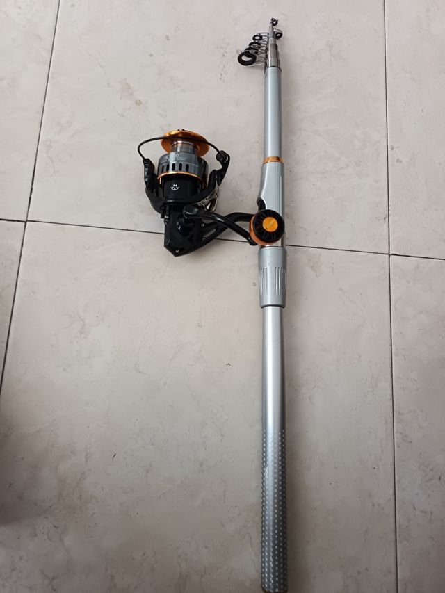 Caña de pescar 360 telescópica con carrete 7000