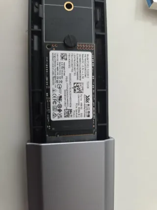 SSD NVMe 512GB Yangtze con Caja Externa