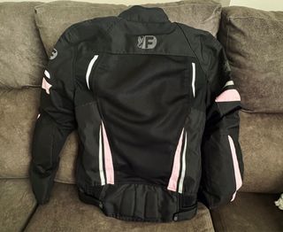 Chaqueta Moto Mujer FREEDAY Negra y Rosa XS